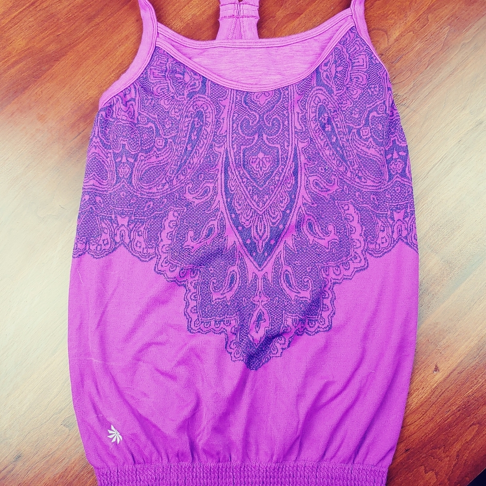 Athleta Seamless Tank Top w/ shelf bra Fus…